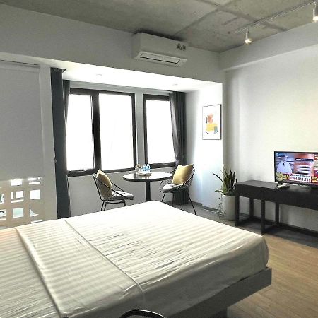 Kem Apart 01 Apartment Hanoi Bagian luar foto